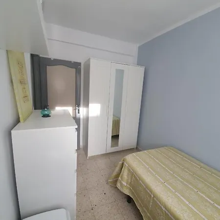Amplio Apartamento En El Centro De Triana Apartment