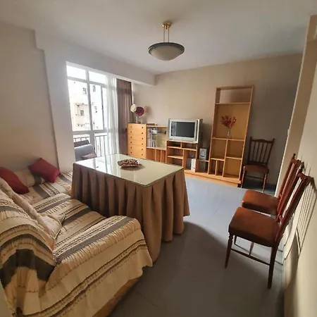 Apartamento Amplio Apartamento En El Centro De Triana