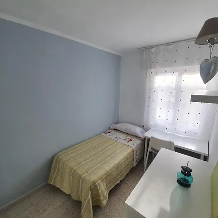 Amplio Apartamento En El Centro De Triana Seville